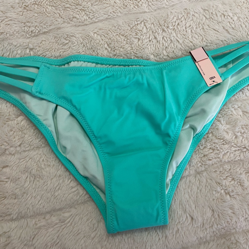 Victoria’s Secret swim